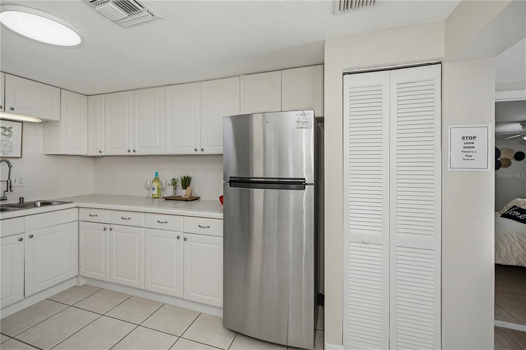 1050 Olympia Road Venice, FL 34293 - Photo 21 of 68 Gallery Image 21