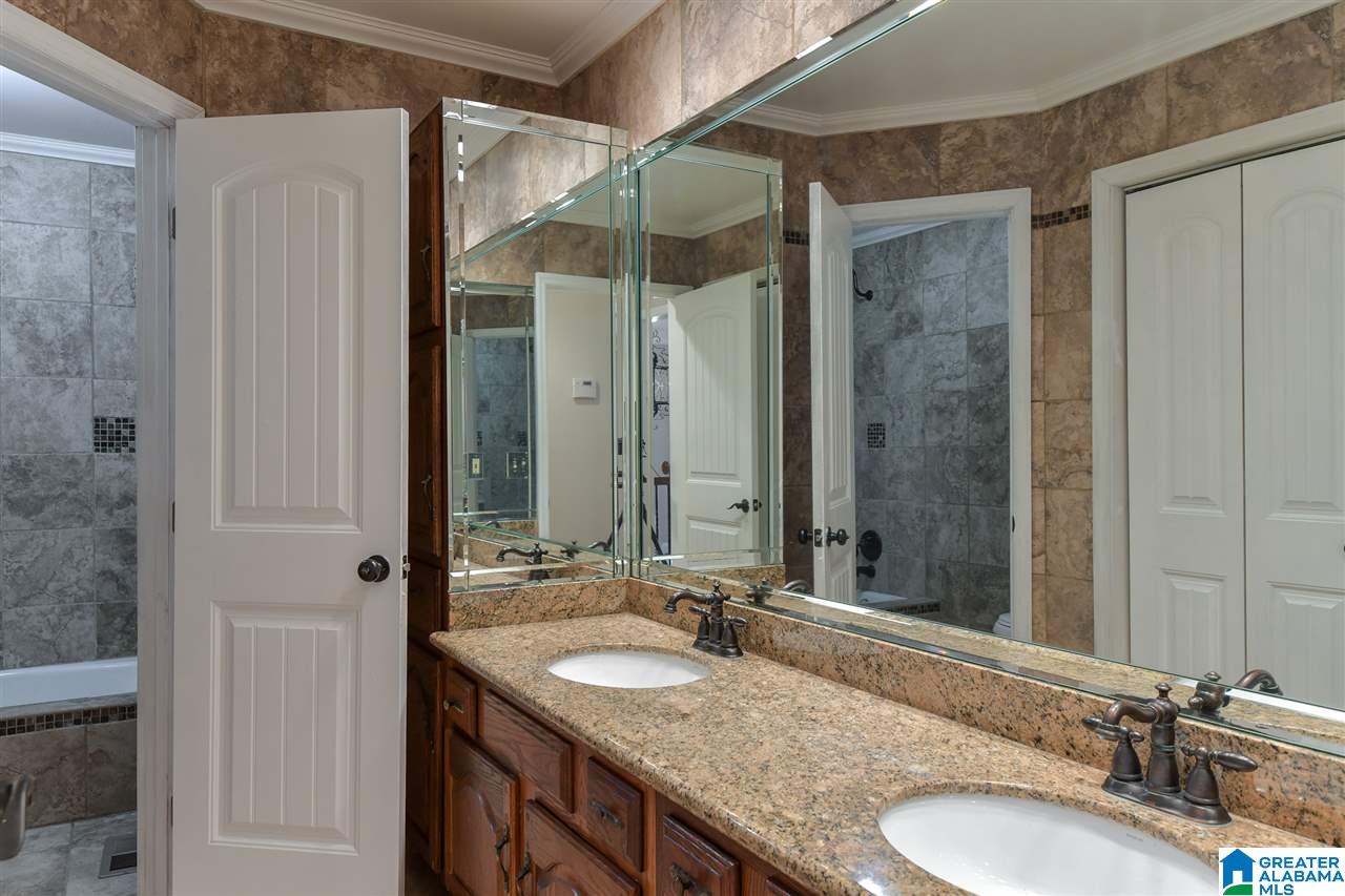 1713 Ridgewood Road Birmingham, AL 35215 - Photo 24 of 43