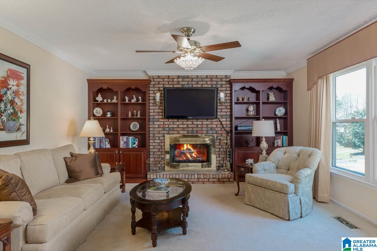 1808 Hamilton Road Pelham, AL 35124 - Photo 3 of 47