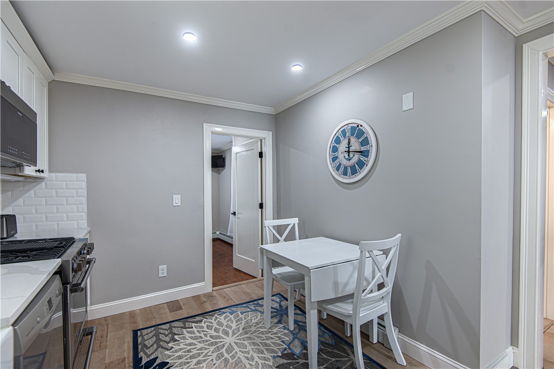 30 Prospect Hill Street, Unit 1 Newport, RI 02840 - Photo 4 of 15