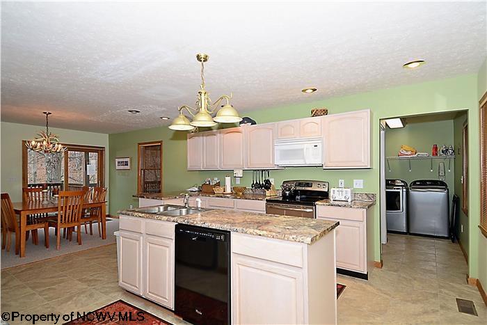 423 Brookside Road Davis, WV 26260 - Photo 4 of 21 Gallery Image 4