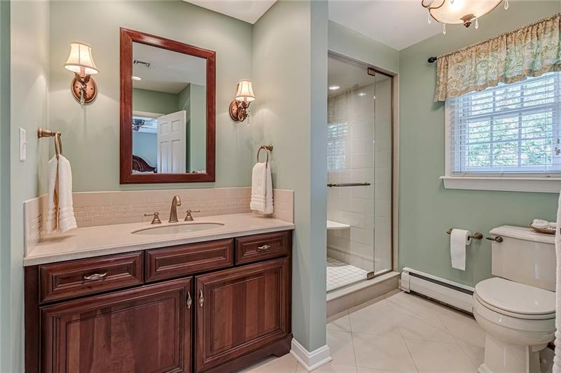 129 Rockingham Lane Canonsburg, PA 15317 - Photo 14 of 25 Gallery Image 14