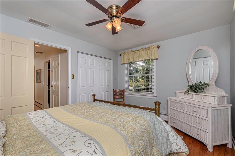 129 Rockingham Lane Canonsburg, PA 15317 - Photo 18 of 25 Gallery Image 18