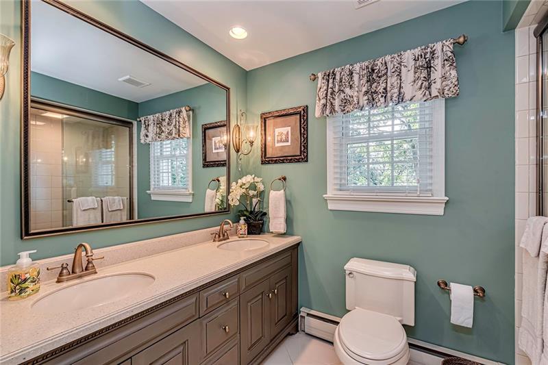 129 Rockingham Lane Canonsburg, PA 15317 - Photo 20 of 25 Gallery Image 20