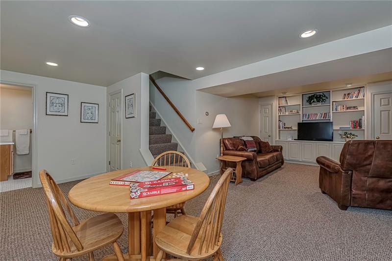129 Rockingham Lane Canonsburg, PA 15317 - Photo 21 of 25 Gallery Image 21