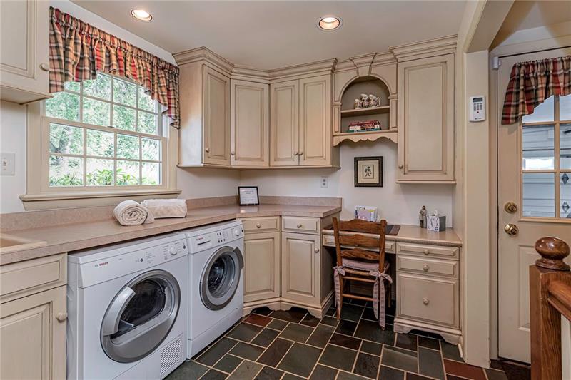 129 Rockingham Lane Canonsburg, PA 15317 - Photo 6 of 25 Conveniently located right off the kitchen with access to the lower level and side entry garage.