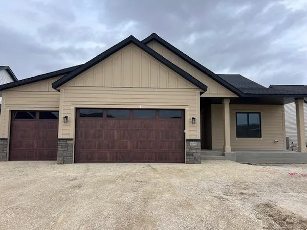 $665,000 | 1693 Hadley Creek Drive Northeast, Rochester, MN 55906