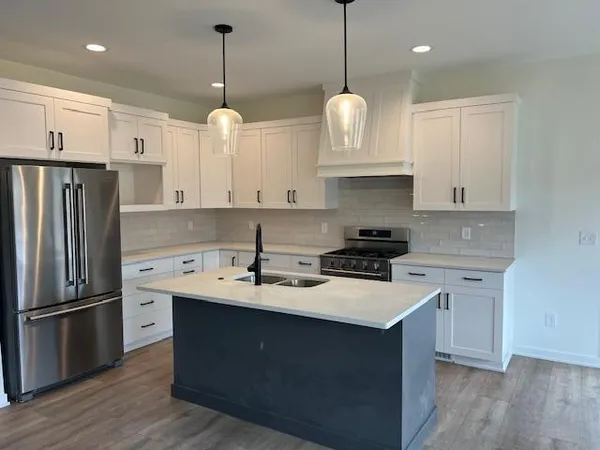 $665,000 | 1693 Hadley Creek Drive Northeast, Rochester, MN 55906