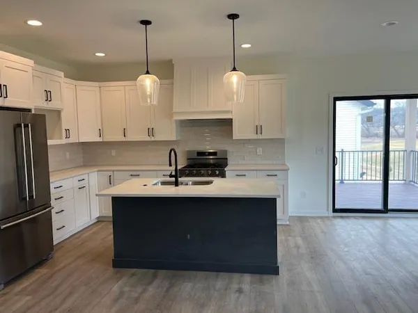 $665,000 | 1693 Hadley Creek Drive Northeast, Rochester, MN 55906