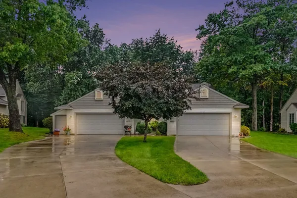 $359,000 | 1229 South Timberview Drive, Whitehall, MI 49461