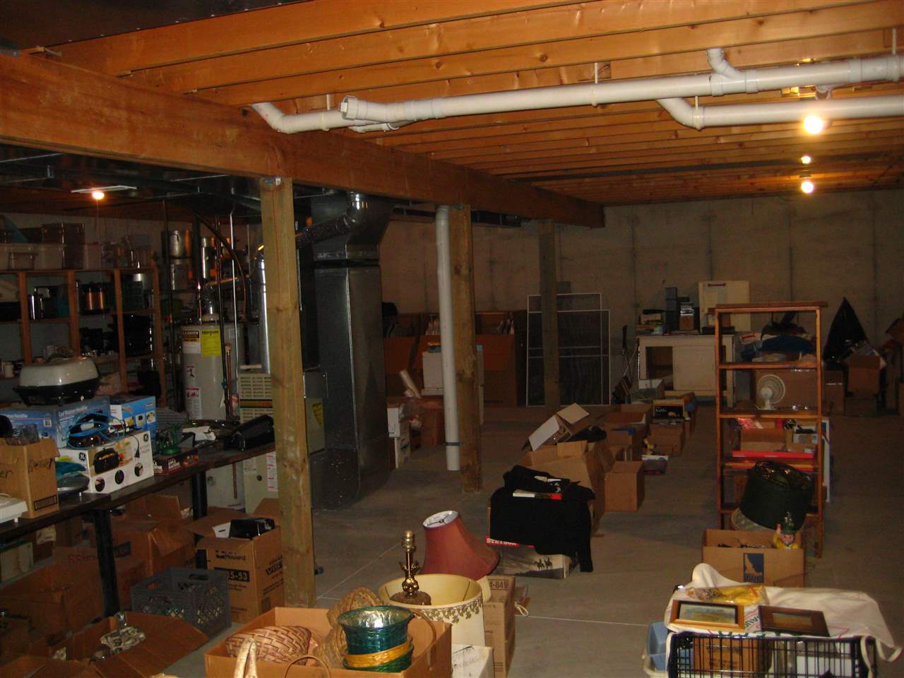 9179 South Maple City Road Maple City, MI 49664 - Photo 38 of 43 1873888-37.JPG