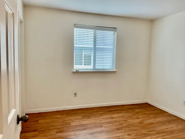 $1,850 | 7833 Squirrel Hollow Drive, Georgetown, TX 78628