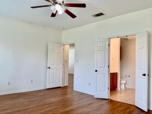 $1,850 | 7833 Squirrel Hollow Drive, Georgetown, TX 78628