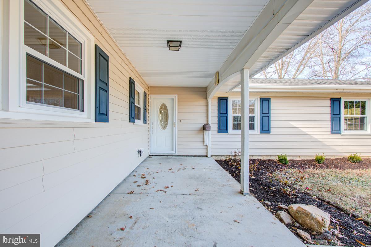 9203 Pleasant Court Laurel, MD 20708 - Photo 2 of 33 Gallery Image 2