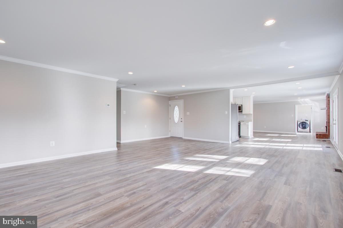 9203 Pleasant Court Laurel, MD 20708 - Photo 13 of 33 Gallery Image 13