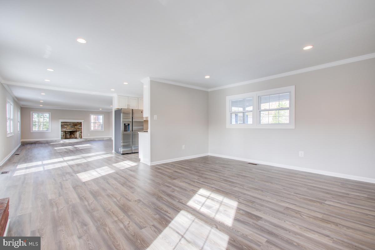 9203 Pleasant Court Laurel, MD 20708 - Photo 17 of 33 Gallery Image 17