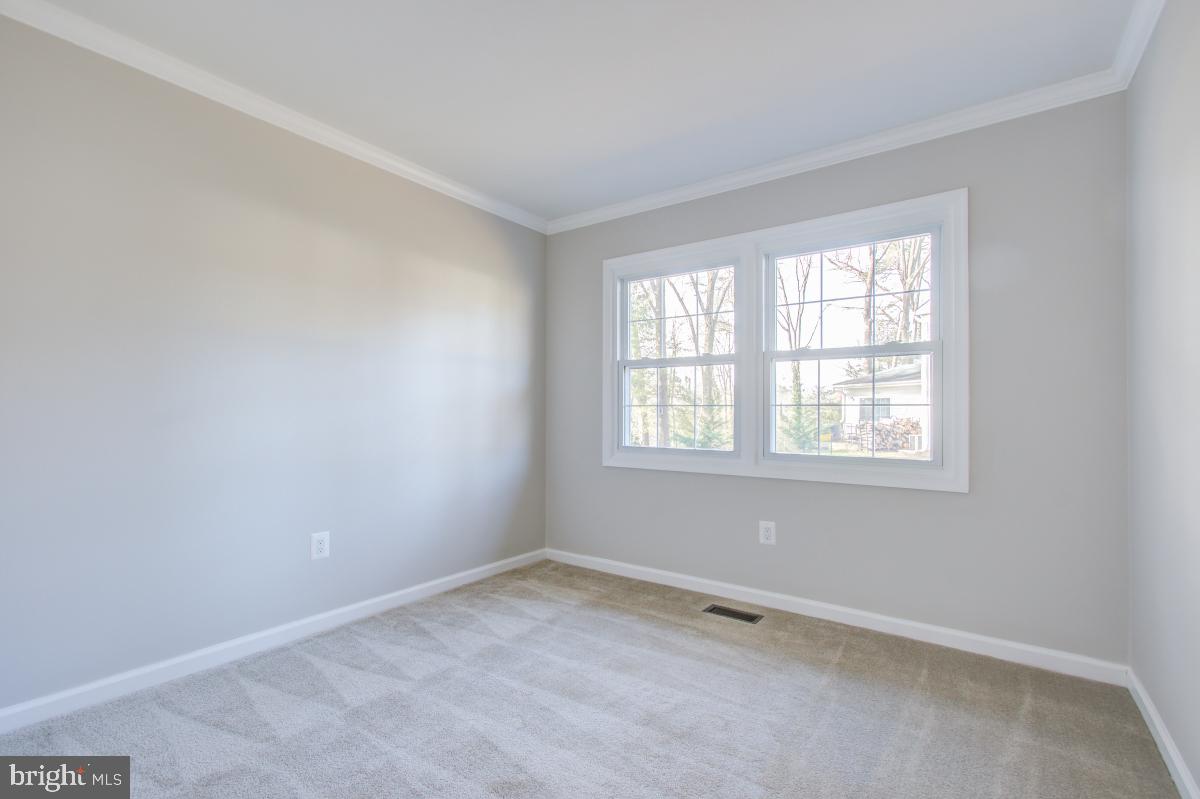 9203 Pleasant Court Laurel, MD 20708 - Photo 22 of 33 Gallery Image 22