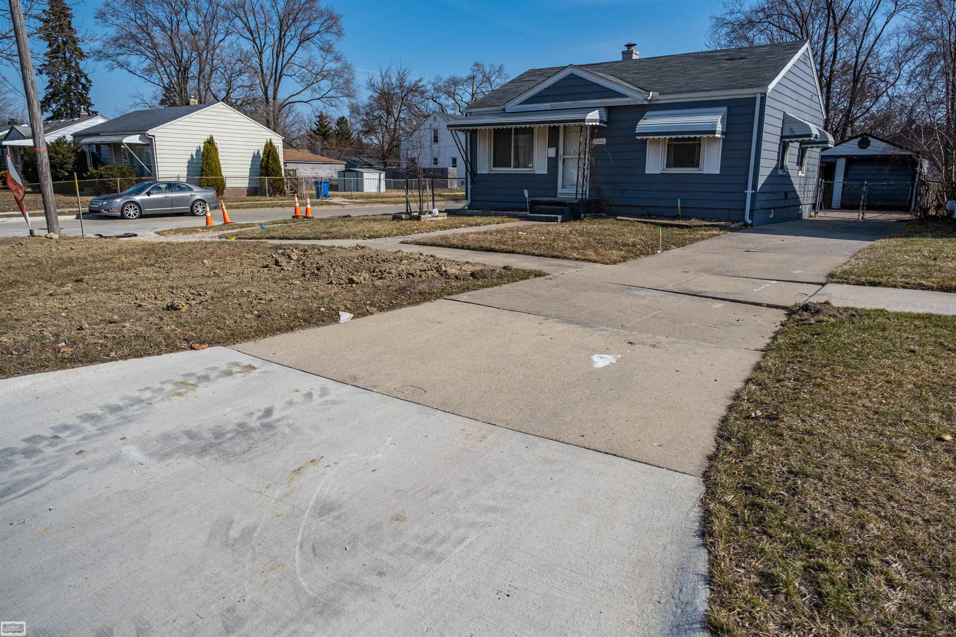 21360 Waltham Road Warren, MI 48089 - Photo 3 of 23