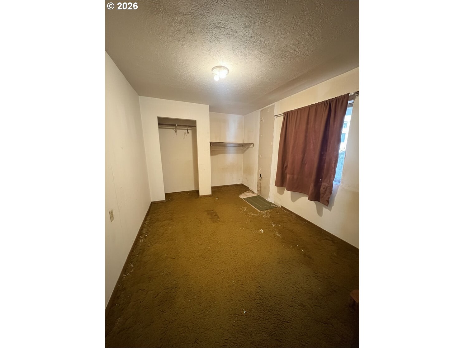 77189 Mosby Creek Road Cottage Grove, OR 97424 - Photo 37 of 41 Bedroom