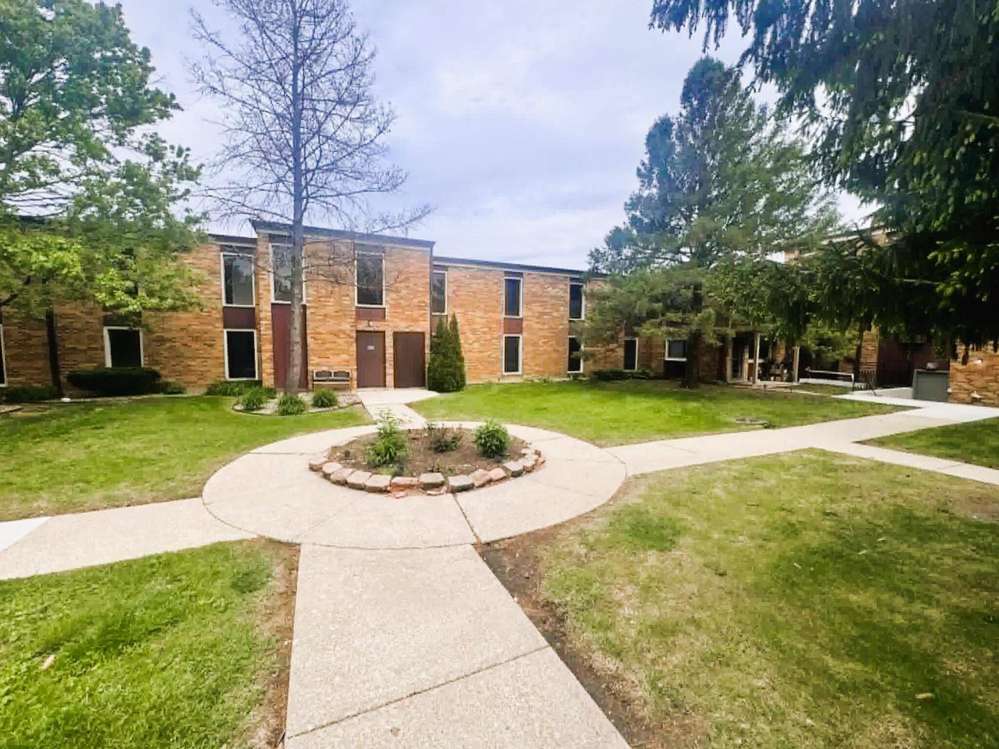 1313 Rebecca Road, Unit 209 Lombard, IL 60148 - Photo 22 of 26