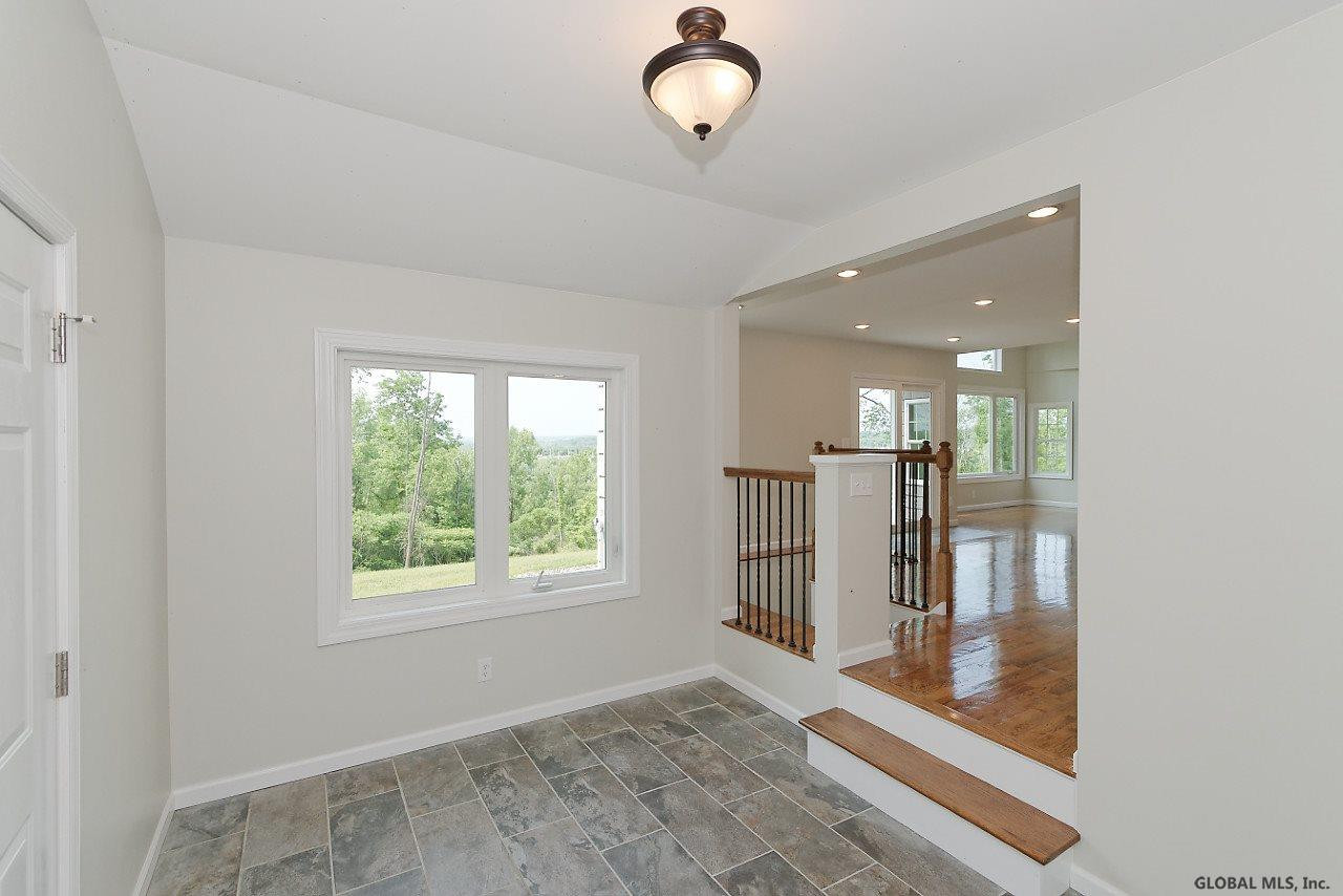 253 Turner Road Troy, NY 12182 - Photo 8 of 43 Photo 8