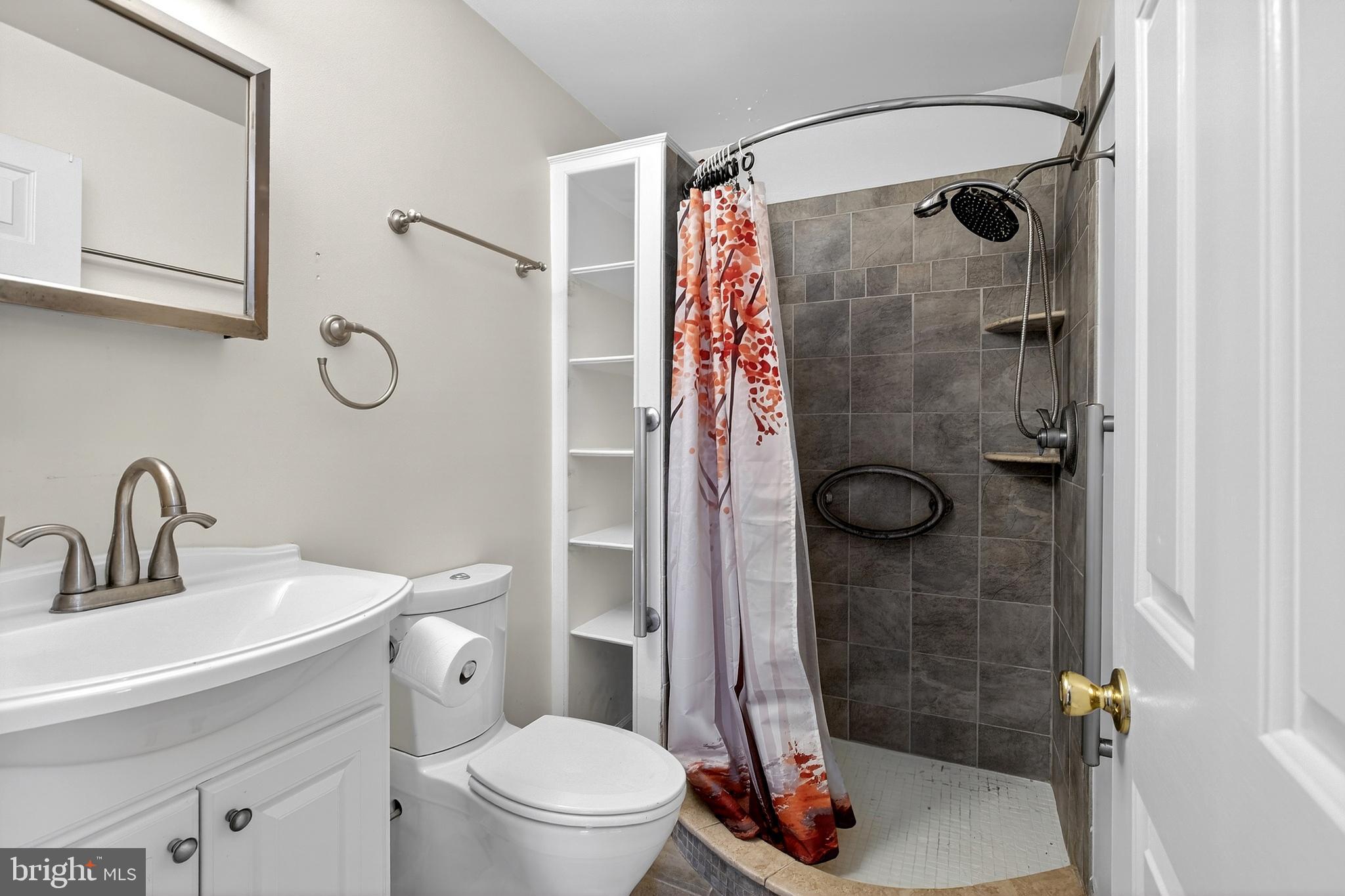 22 Llanfair Road, Unit 1 Ardmore, PA 19003 - Photo 28 of 64