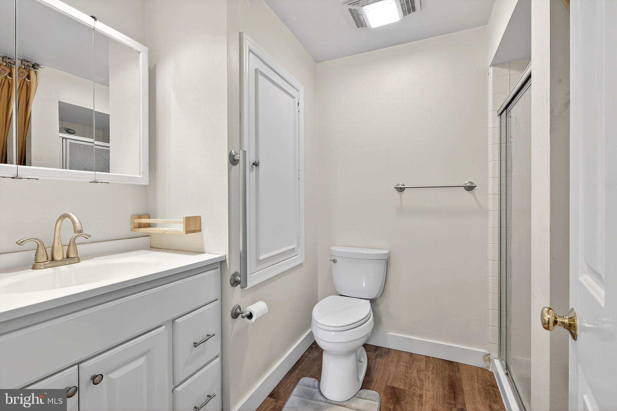 22 Llanfair Road, Unit 1 Ardmore, PA 19003 - Photo 32 of 64