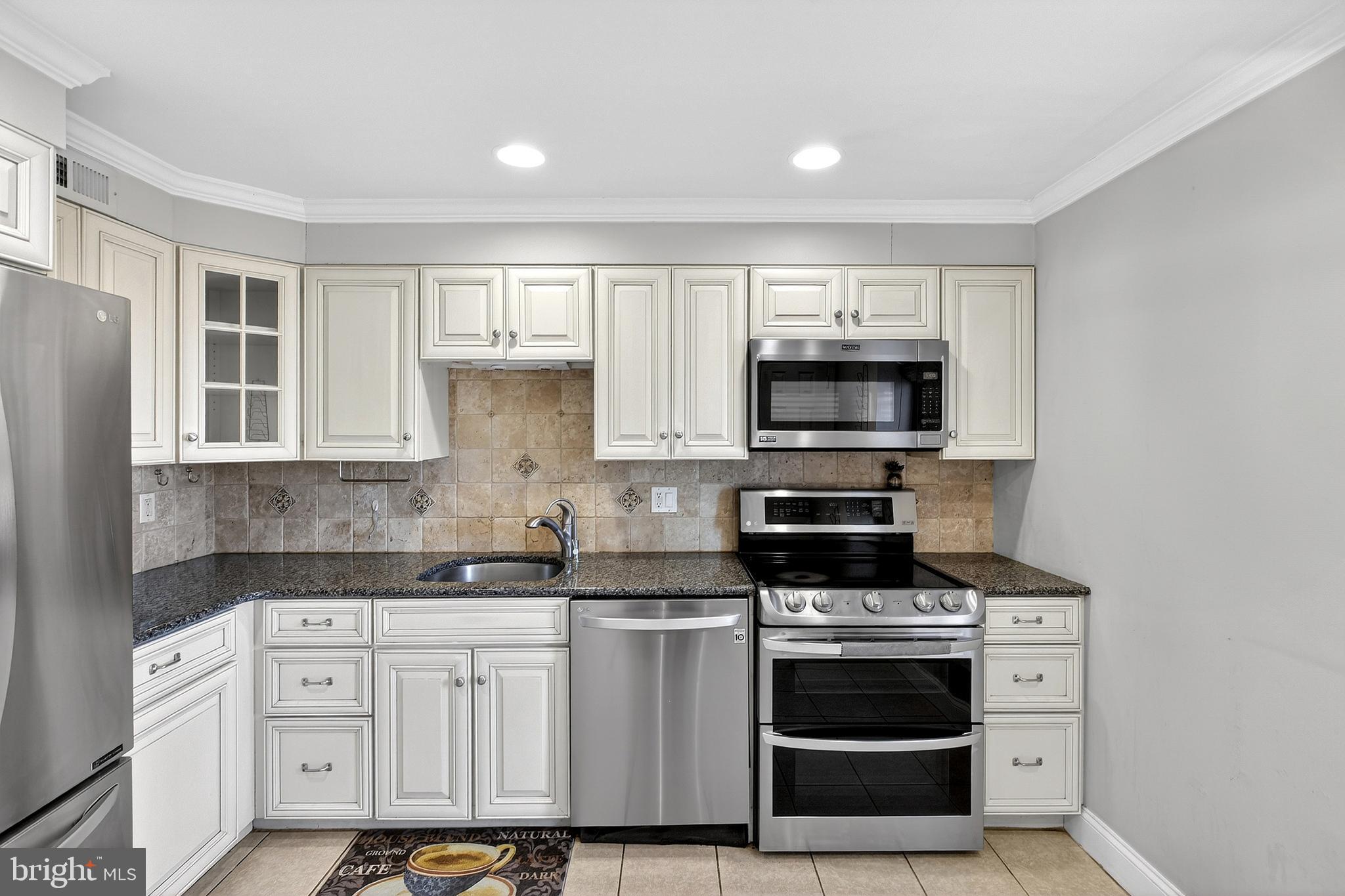 22 Llanfair Road, Unit 1 Ardmore, PA 19003 - Photo 5 of 64 Kitchen