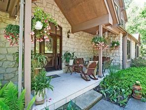 335 Red Oak Court, Unit 335 Monroeville, PA 15146 - Photo 3 of 50 a view of a patio with table and chairs and potted plants