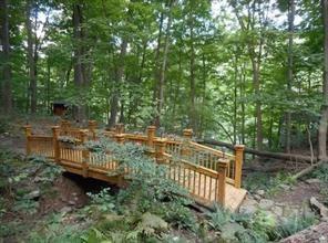 335 Red Oak Court, Unit 335 Monroeville, PA 15146 - Photo 41 of 50 a view of a yard with large trees