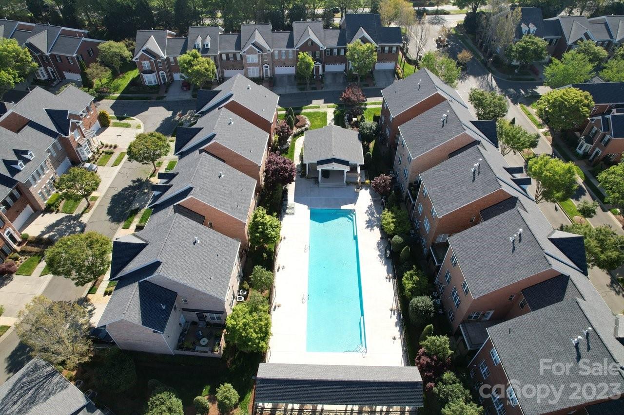4409 Mickleton Road Charlotte, NC 28226 - Photo 29 of 31 an aerial view of houses with yard