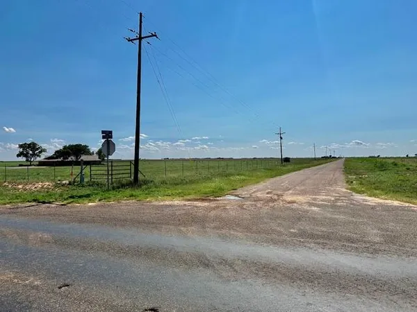 $5,112,525 | 179 F M, Wolfforth, TX 79382
