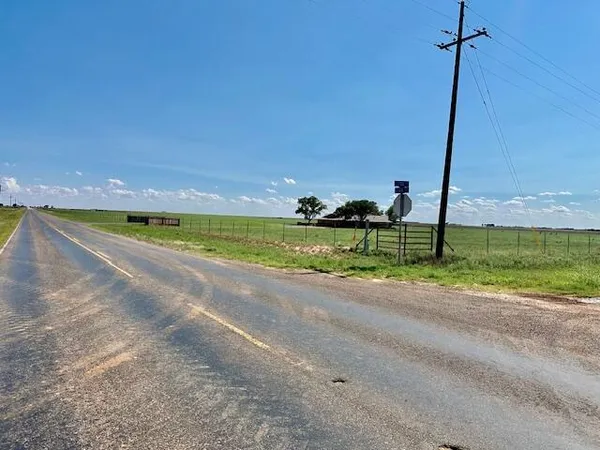 $5,112,525 | 179 F M, Wolfforth, TX 79382