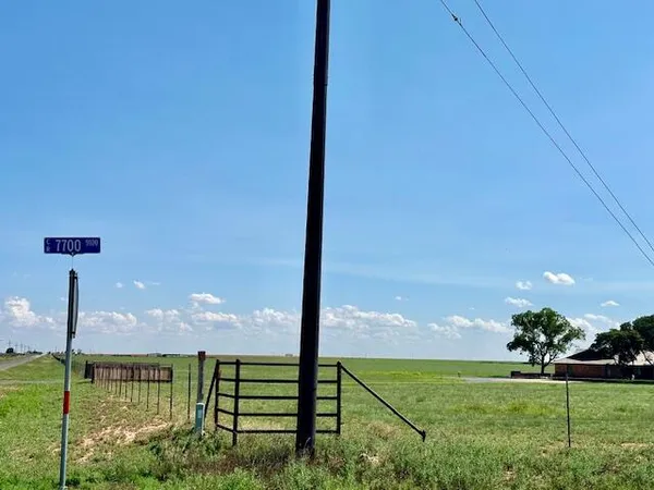 $5,112,525 | 179 F M, Wolfforth, TX 79382