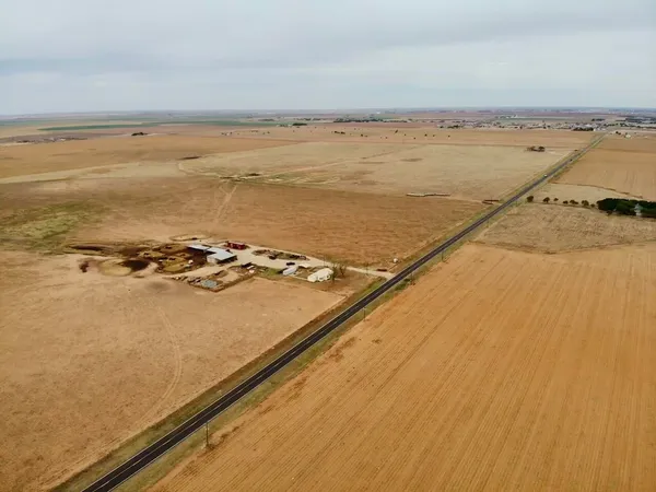 $5,112,525 | 179 F M, Wolfforth, TX 79382