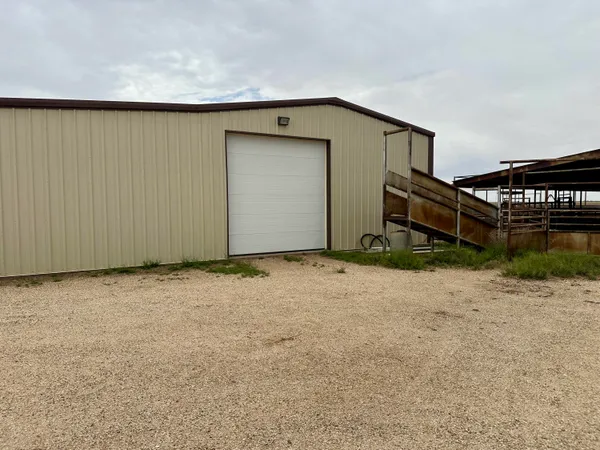 $5,112,525 | 179 F M, Wolfforth, TX 79382