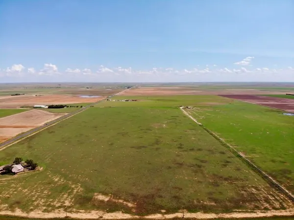 $5,112,525 | 179 F M, Wolfforth, TX 79382