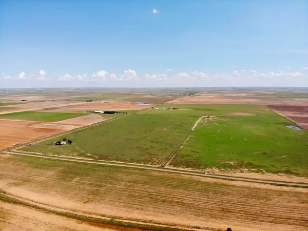 $5,112,525 | 179 F M, Wolfforth, TX 79382