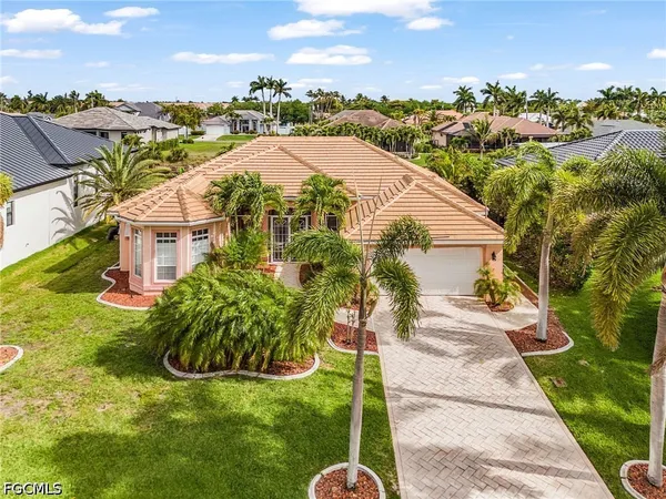 $650,000 | 2601 Southwest 25th Terrace, Cape Coral, FL 33914