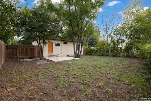 $1,195 | 214 Benita Street, Unit 3, San Antonio, TX 78210