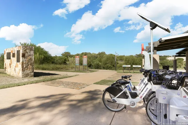 $1,195 | 214 Benita Street, Unit 3, San Antonio, TX 78210