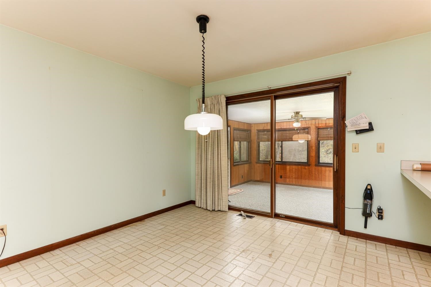 8156 Donovan Road Dexter, MI 48130 - Photo 12 of 63 Photo 12