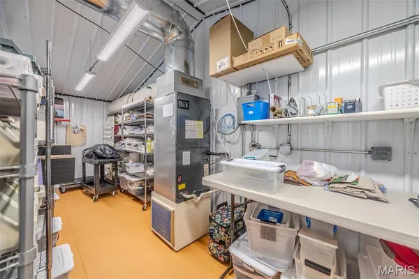 $749,900 | 24960 County Road 64-959, Lebanon, MO 65536