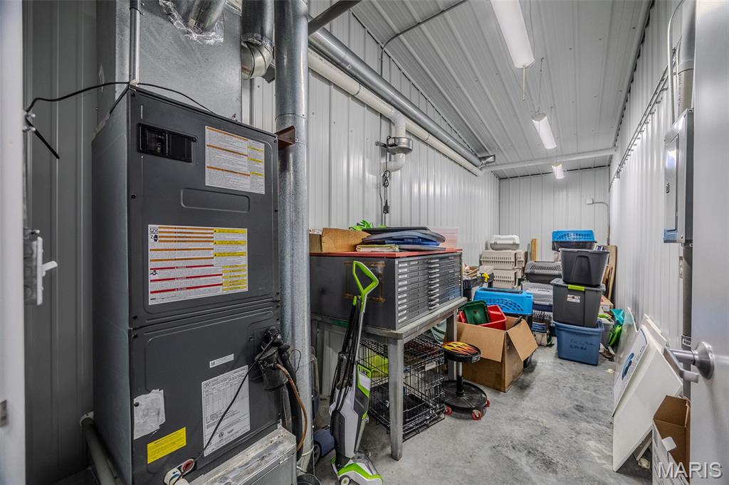 24960 County Road 64-959 Lebanon, MO 65536 - Photo 45 of 48