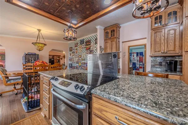 $749,900 | 24960 County Road 64-959, Lebanon, MO 65536