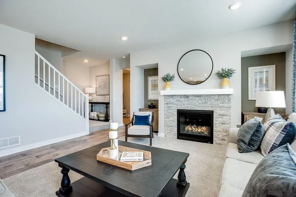 $650,000 | 17236 Durham Drive, Lakeville, MN 55044