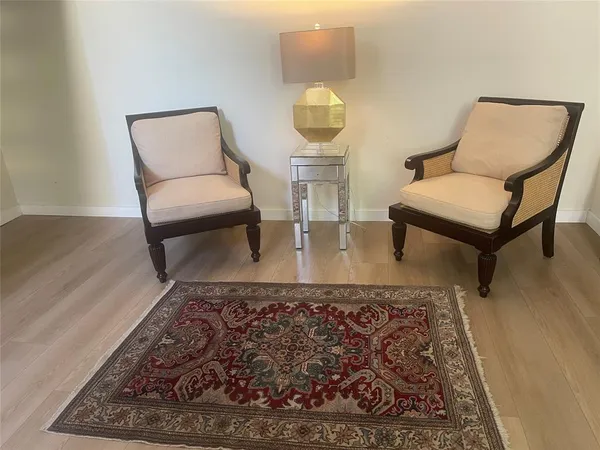 $1,950 | 5734 Harvest Hill, Dallas, TX 75230