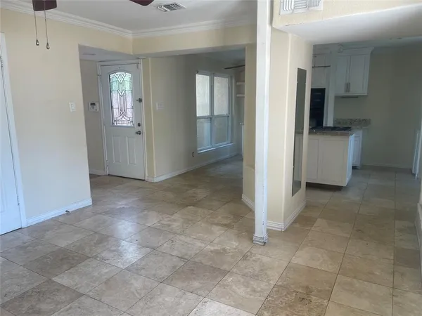 $1,950 | 5734 Harvest Hill, Dallas, TX 75230