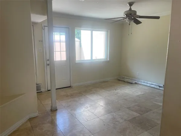 $1,950 | 5734 Harvest Hill, Dallas, TX 75230