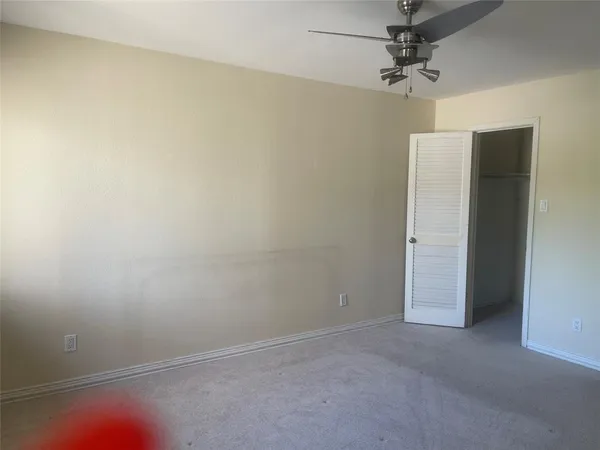 $1,950 | 5734 Harvest Hill, Dallas, TX 75230